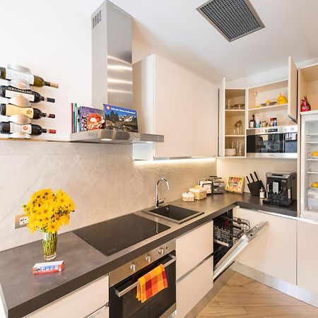 Le Rondini Hotel Тирано Екстериор снимка