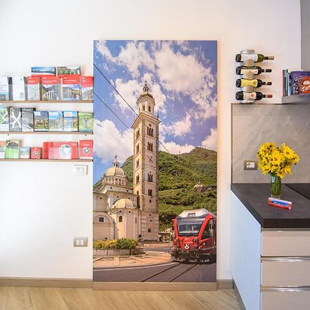 Le Rondini Hotel Тирано Екстериор снимка