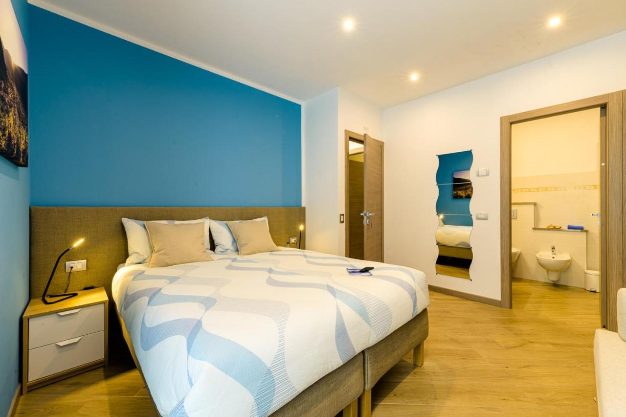 Le Rondini Hotel Тирано Екстериор снимка